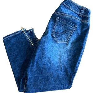 🌸Lane Bryant Genius Fit Ankle Zip Jeans Genius Fit Stretch Factory Fading Sz 16